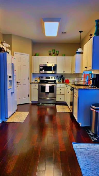 Clt Hideaway Near Concord Mills *