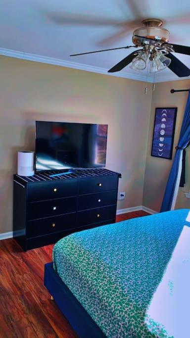 Clt Hideaway Near Concord Mills Holiday home *