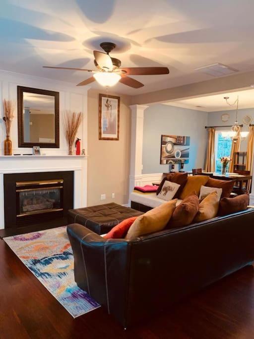 Clt Hideaway Near Concord Mills Holiday home *